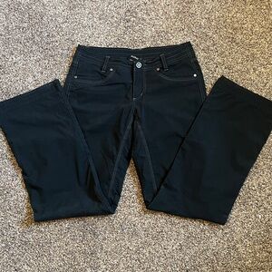 NWOT Kuhl Dark Navy Cargo Track Pants Flexfree Rollup Pants Size 6